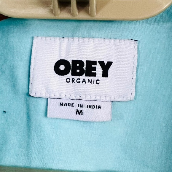 Like New |•OBEY ORGANIC•| Button Down Short Sleeve Shirt Hawaiian Size Medium - Picture 4 of 8